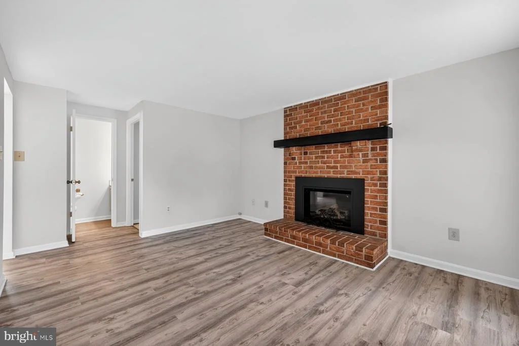 Photo of 302 SPRING GATE COURT