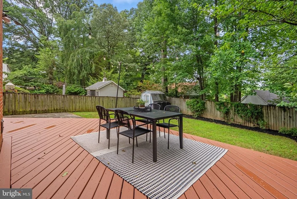 Photo of 1111 MEURILEE LANE