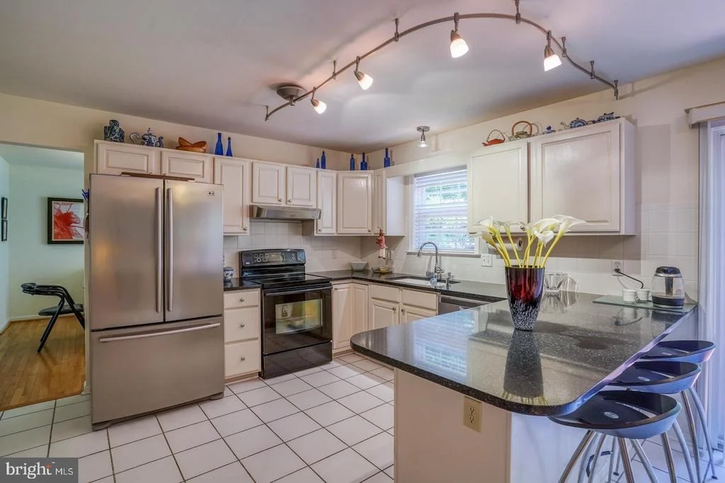 Photo of 305 PEBBLE VALLEY PLACE