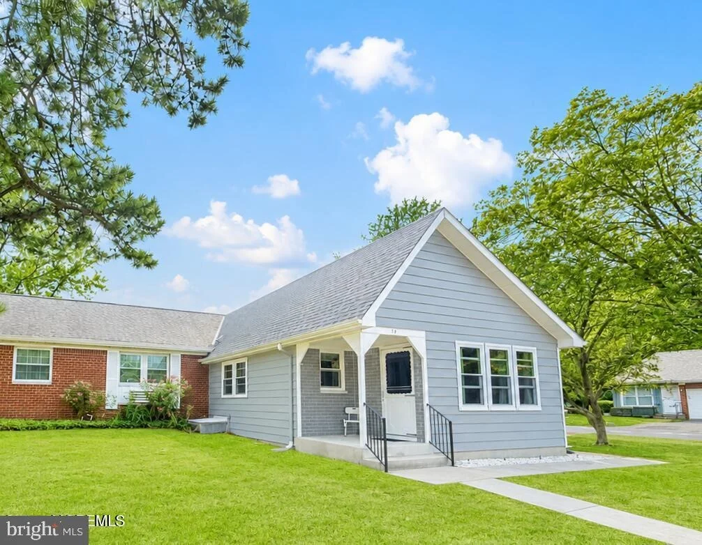 Photo of 1B HALE LANE
