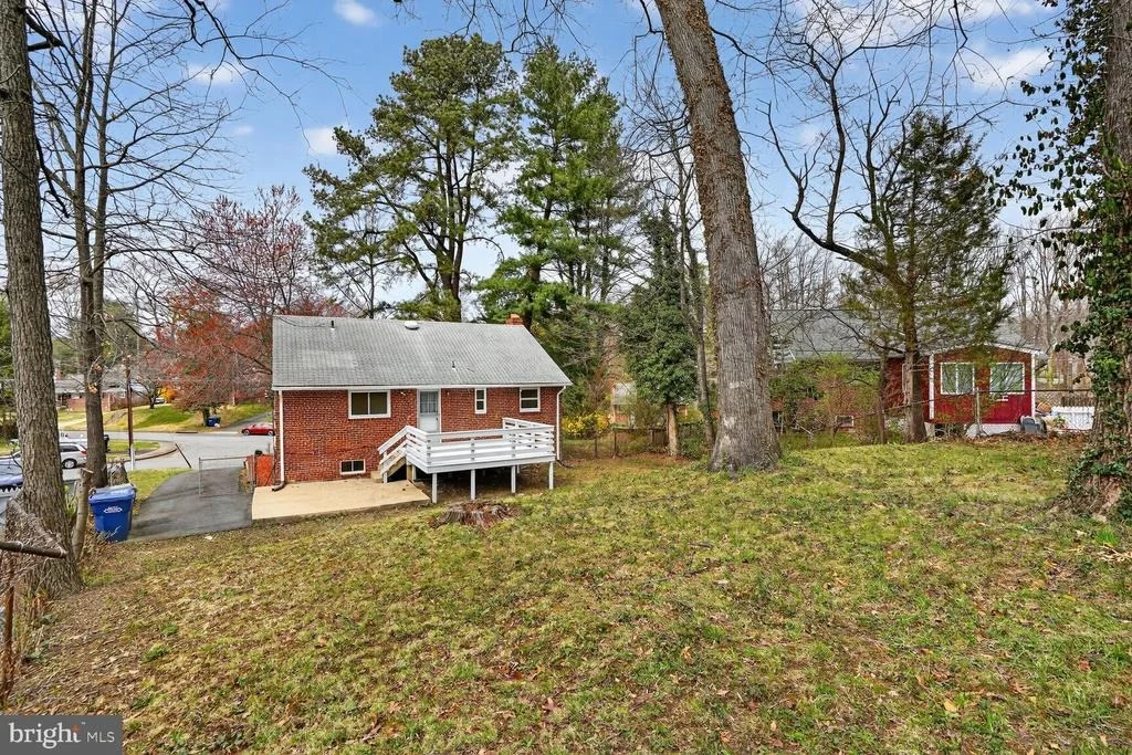 Photo of 3601 CREST DRIVE