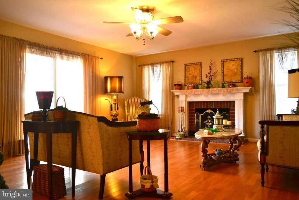 Photo of 25 W END BOULEVARD