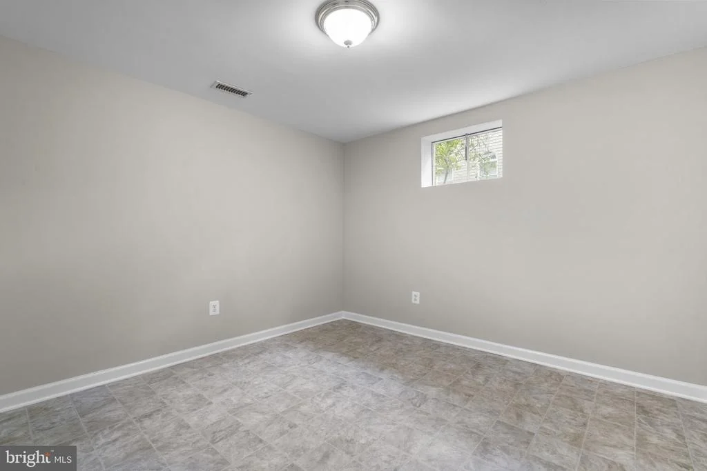 Photo of 1585 KIMBLEWICK ROAD