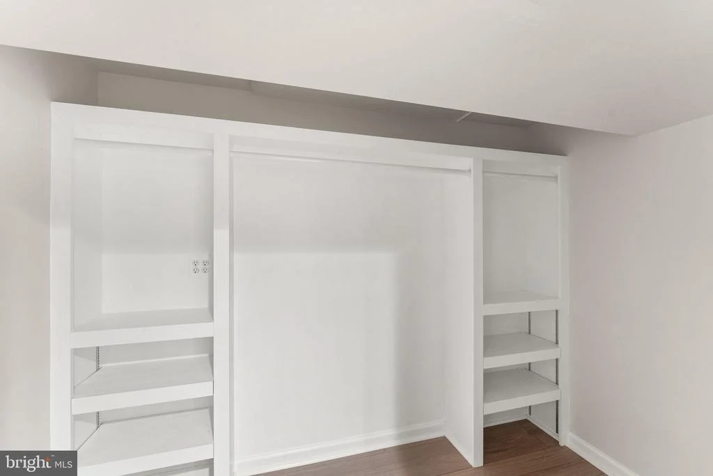 Photo of 817 KENNETH PLACE SE