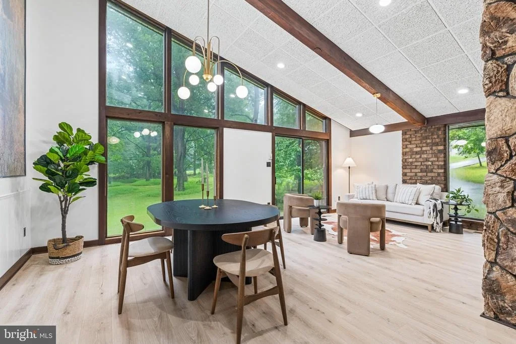 Photo of 6422 QUINN ROAD