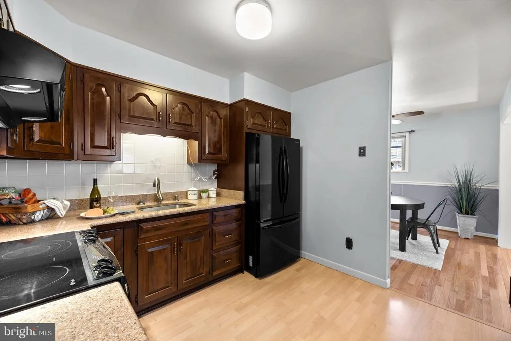Photo of 1071 OMAR DRIVE
