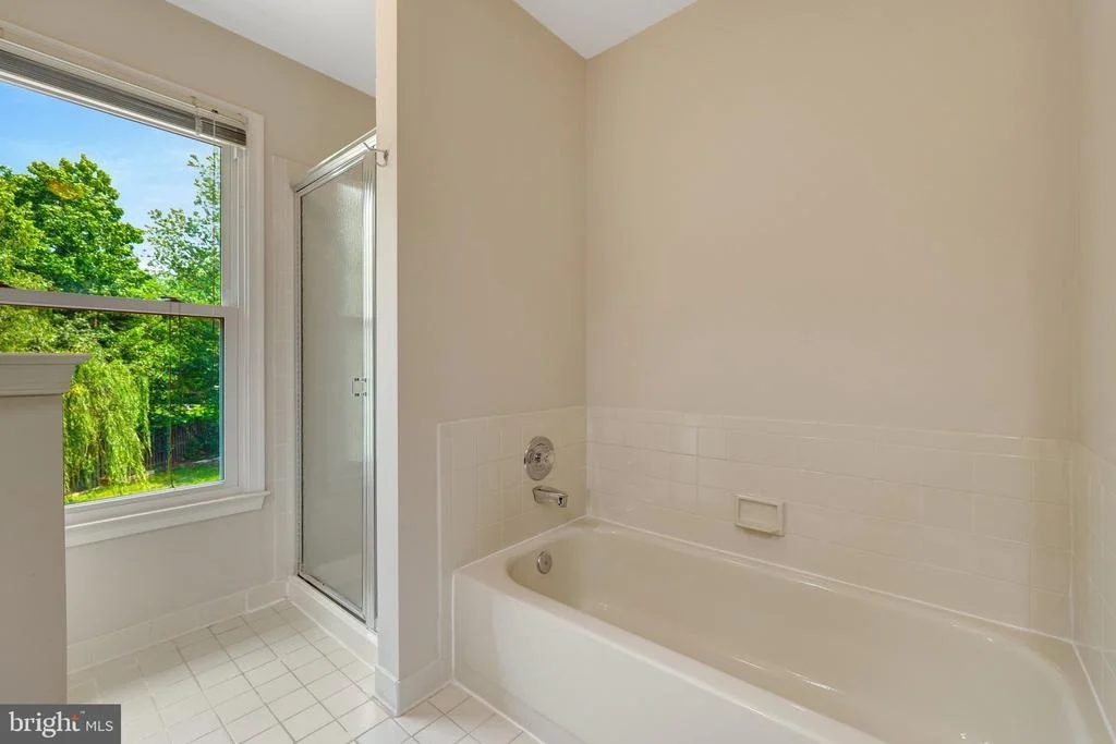 Photo of 1502 SNOWFLAKE COURT