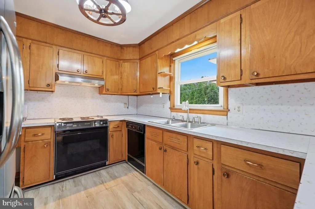 Photo of 227 WYNGATE DRIVE