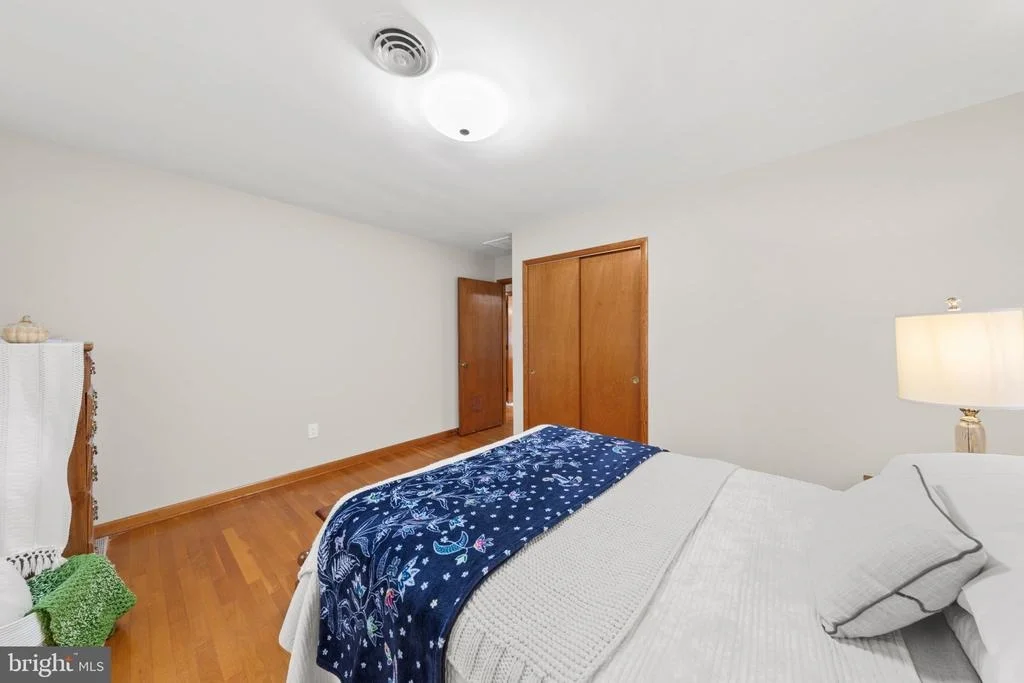 Photo of 325 CALVIN DRIVE