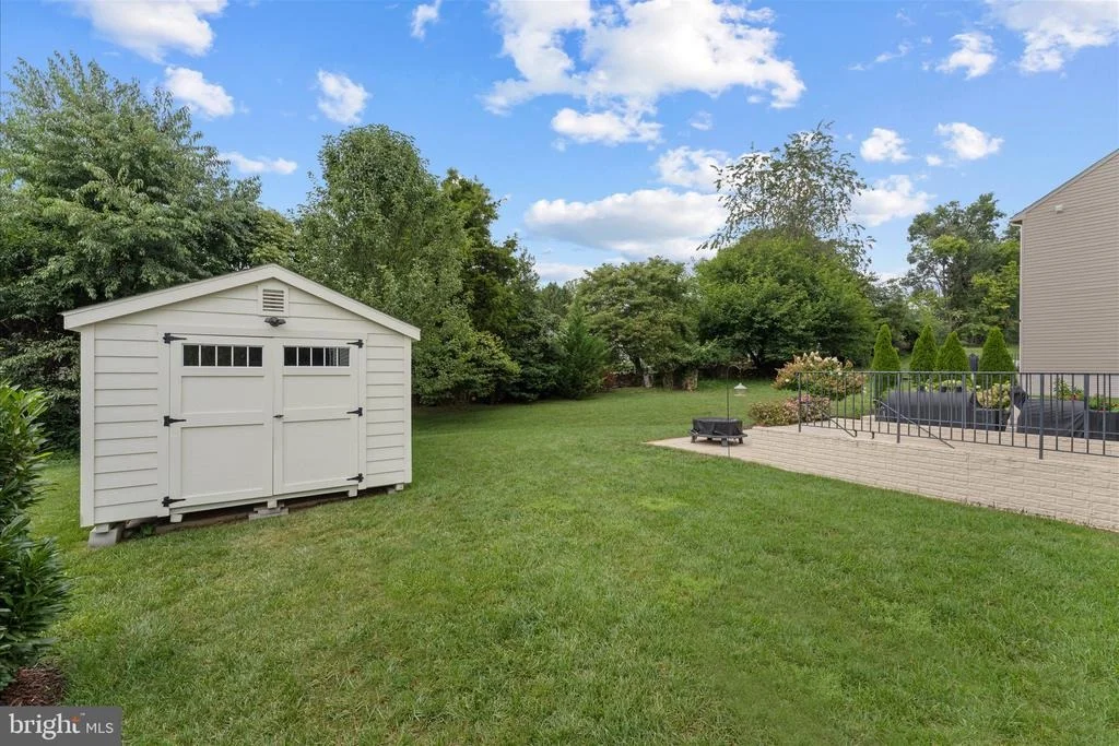 Photo of 9049 STONE CREST DRIVE