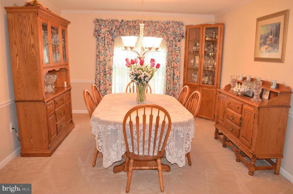 Photo of 9356 RIVER CREST ROAD