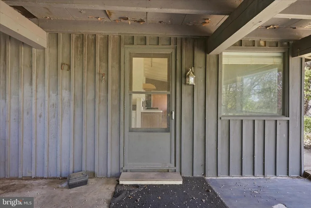 Photo of 2517 FIVE POINTS ROAD