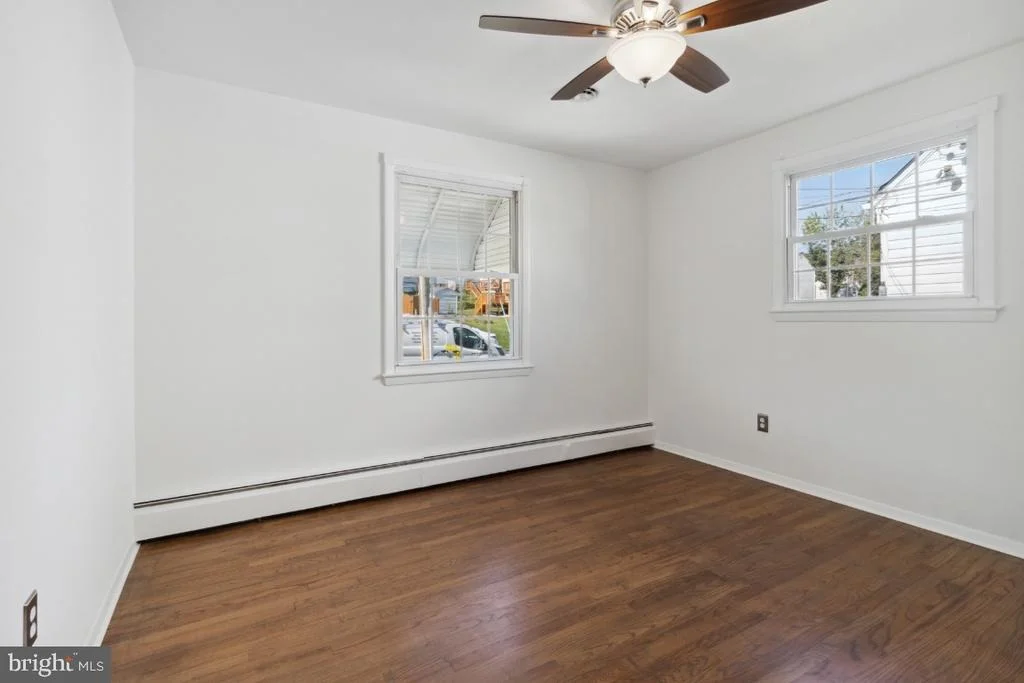 Photo of 638 LONGVIEW DRIVE