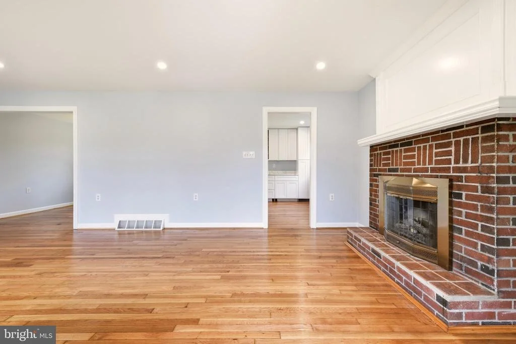 Photo of 124 DINKLE DRIVE