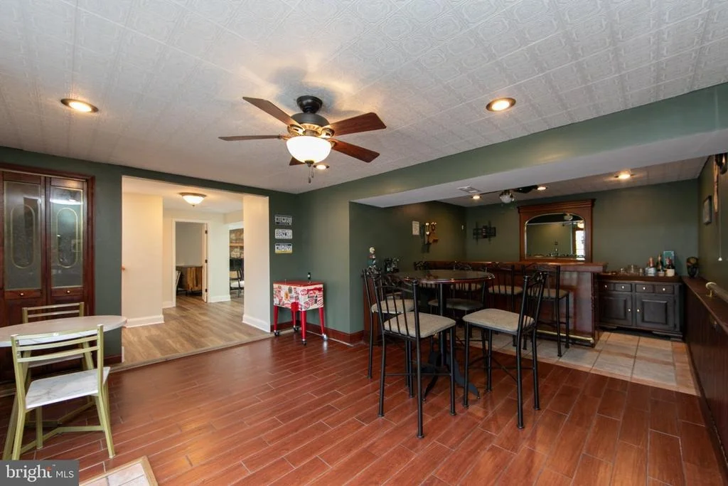 Photo of 787 LANCING ROAD