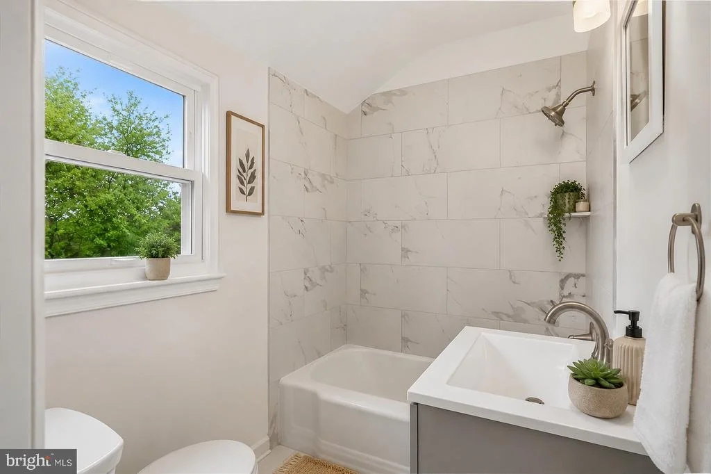 Photo of 9906 SIDNEY ROAD