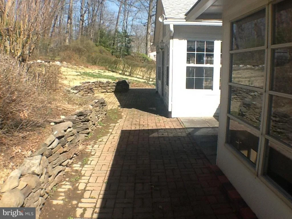Photo of 2611 SILVERDALE DRIVE
