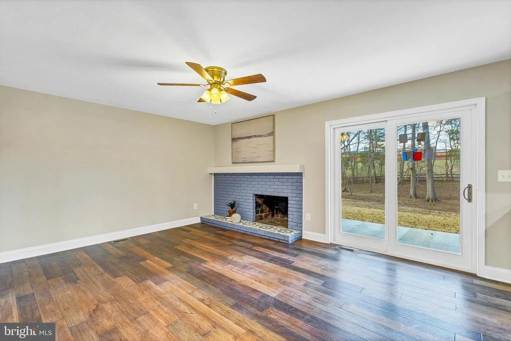 Photo of 9426 BOYDS TURN ROAD