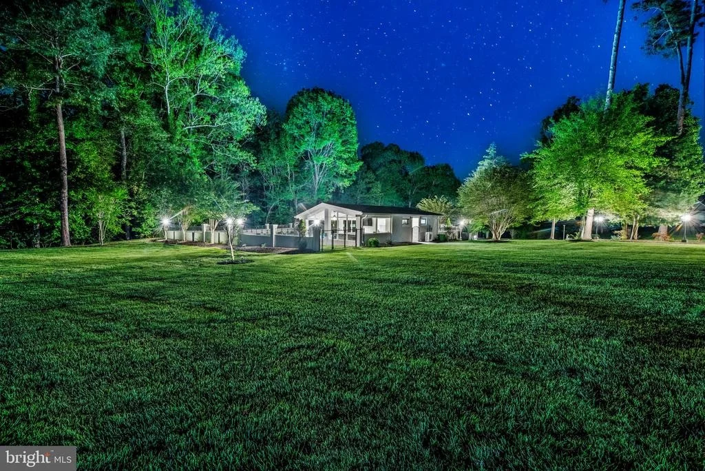 Photo of 2031 INDIAN CIRCLE