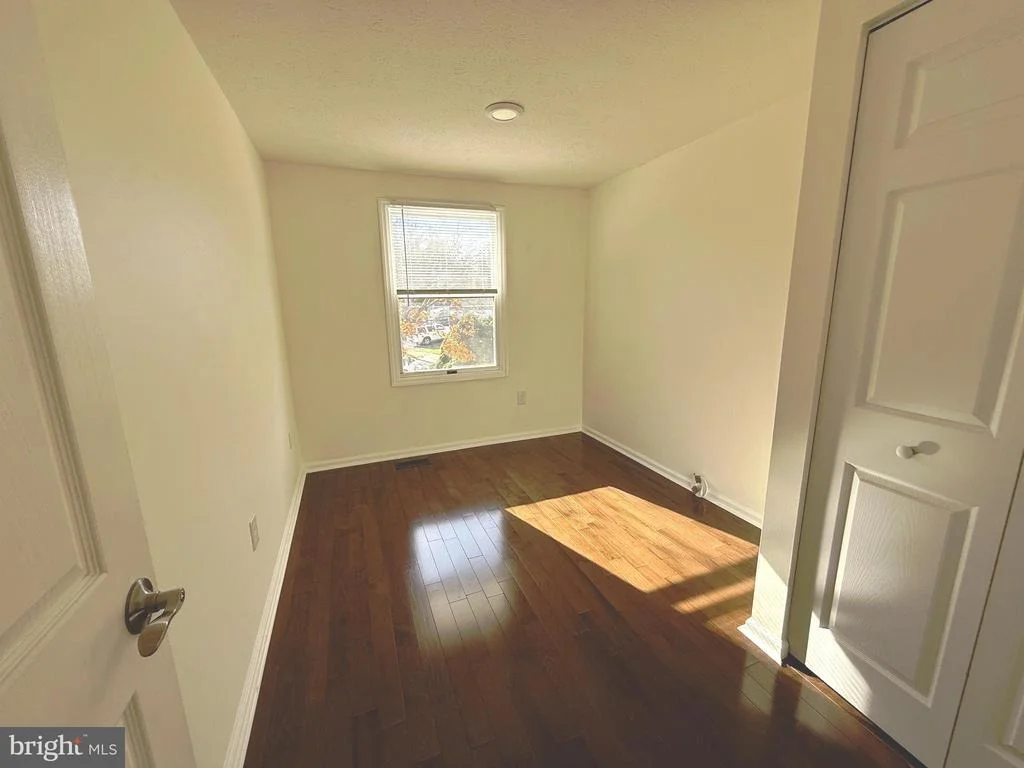 Photo of 494 SULKY LANE