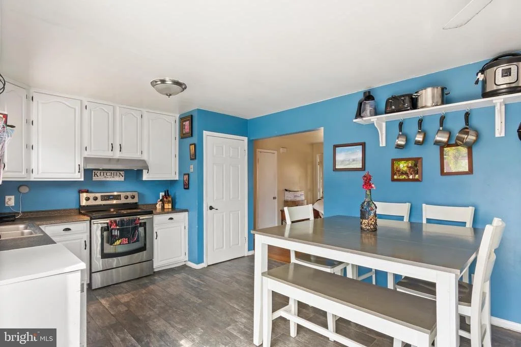Photo of 3000 BREEZEWOOD LANE