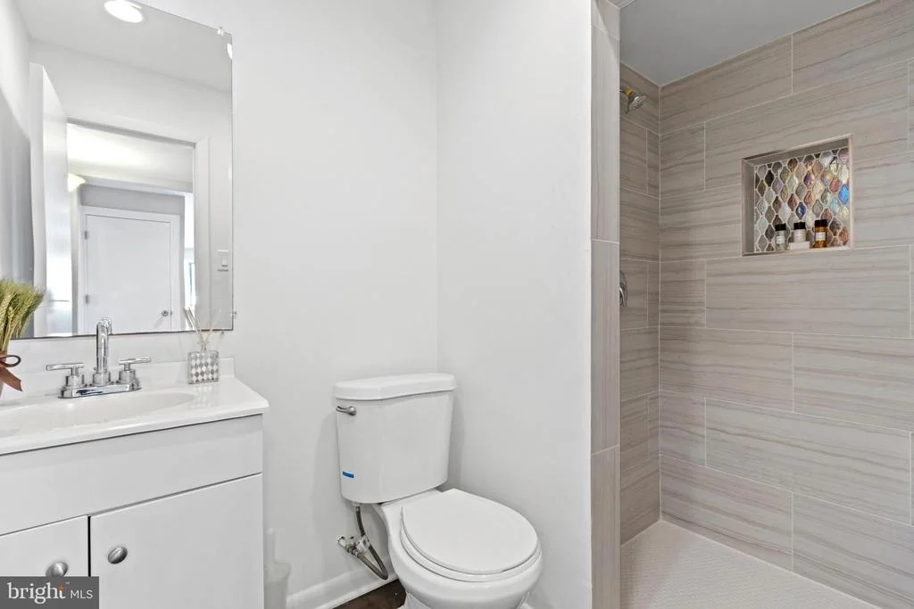 Photo of 7516 ARDEN ROAD