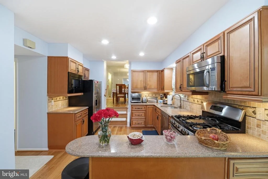 Photo of 2304 HIDDEN VALLEY LANE