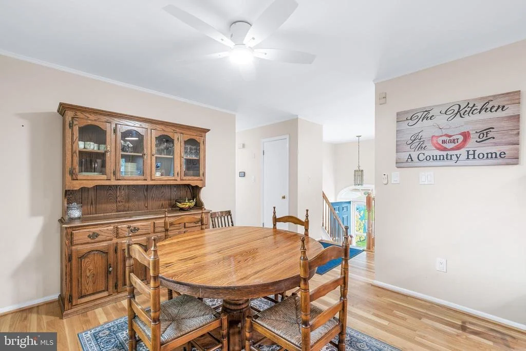 Photo of 18908 ROLLING ACRES WAY