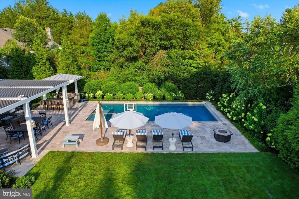 Photo of 6909 ARBOR LANE