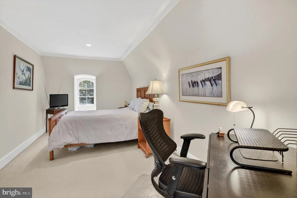 Photo of 4305 BRADLEY LANE