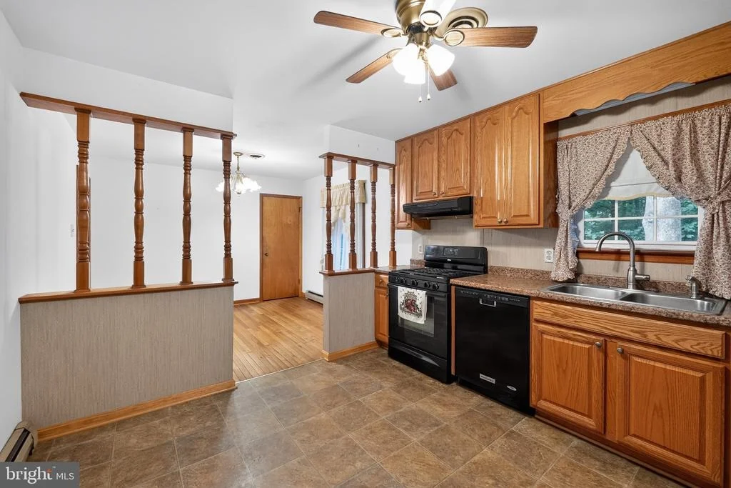 Photo of 9810 WOODSBORO ROAD
