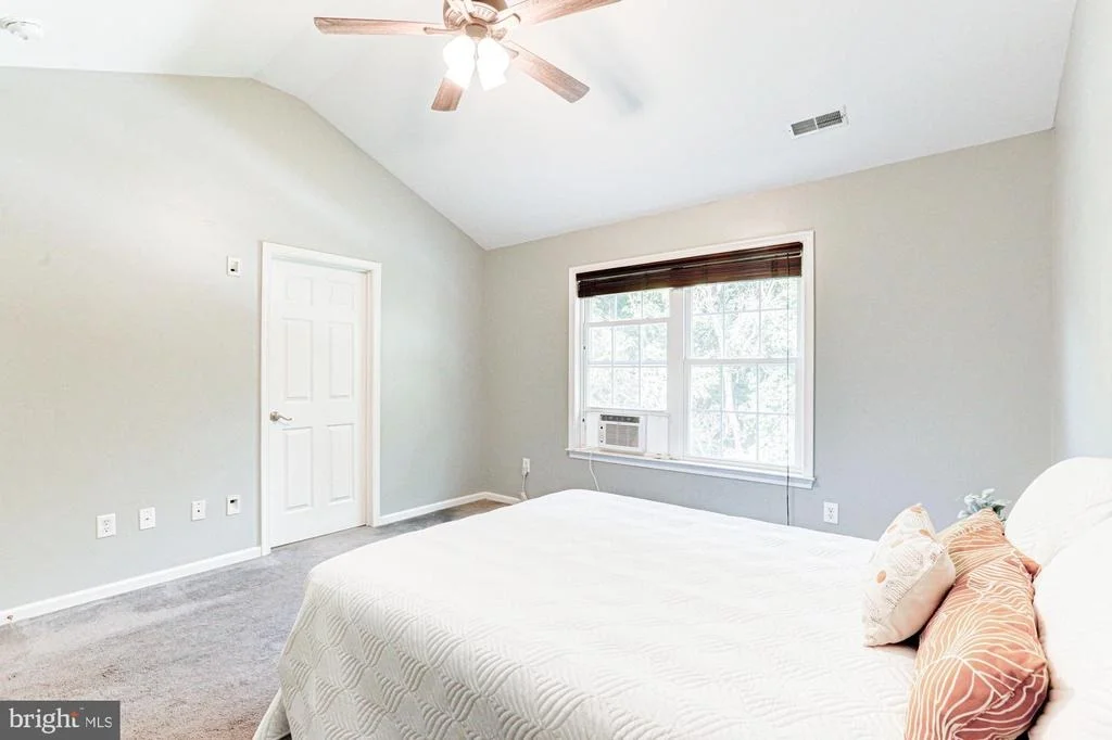 Photo of 409 INDIA DRIVE