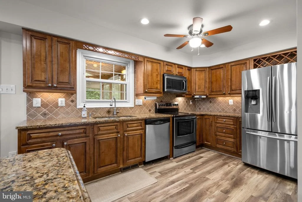 Photo of 8780 TERESA LANE