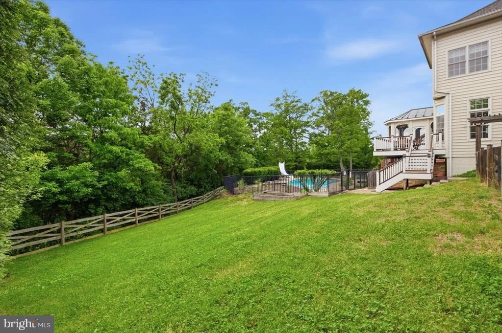 Photo of 9292 SUMNER LAKE BOULEVARD