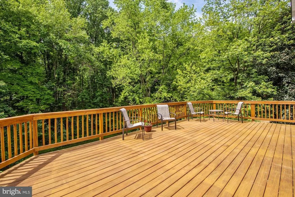 Photo of 1313 CROCKETT LANE