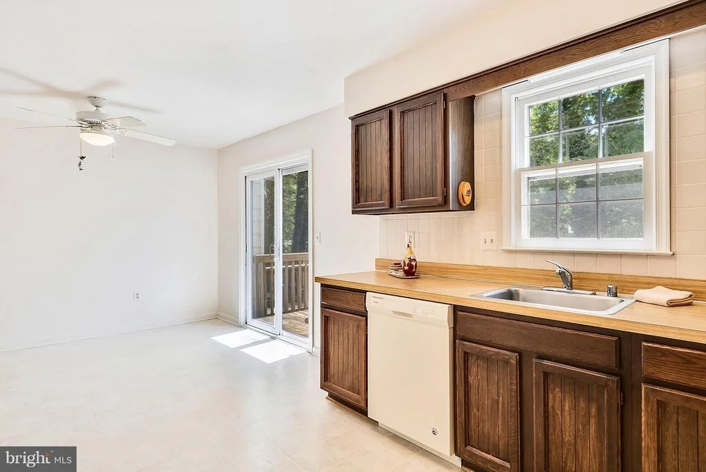 Photo of Unit 37 at 1044 WINDRUSH LANE
