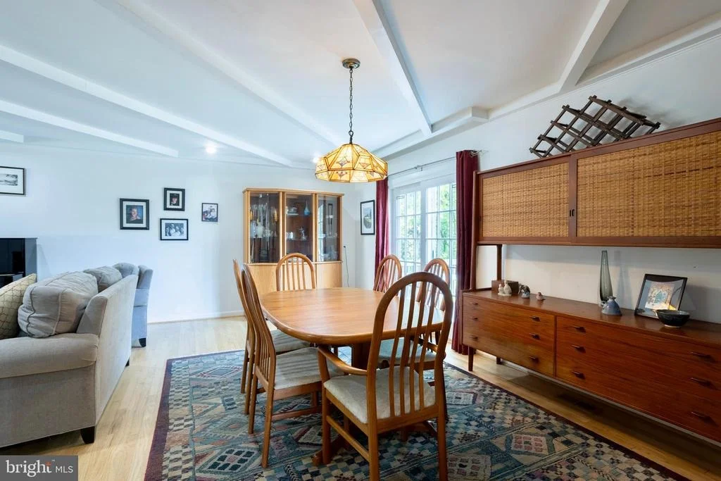Photo of 2400 SUGARCONE ROAD