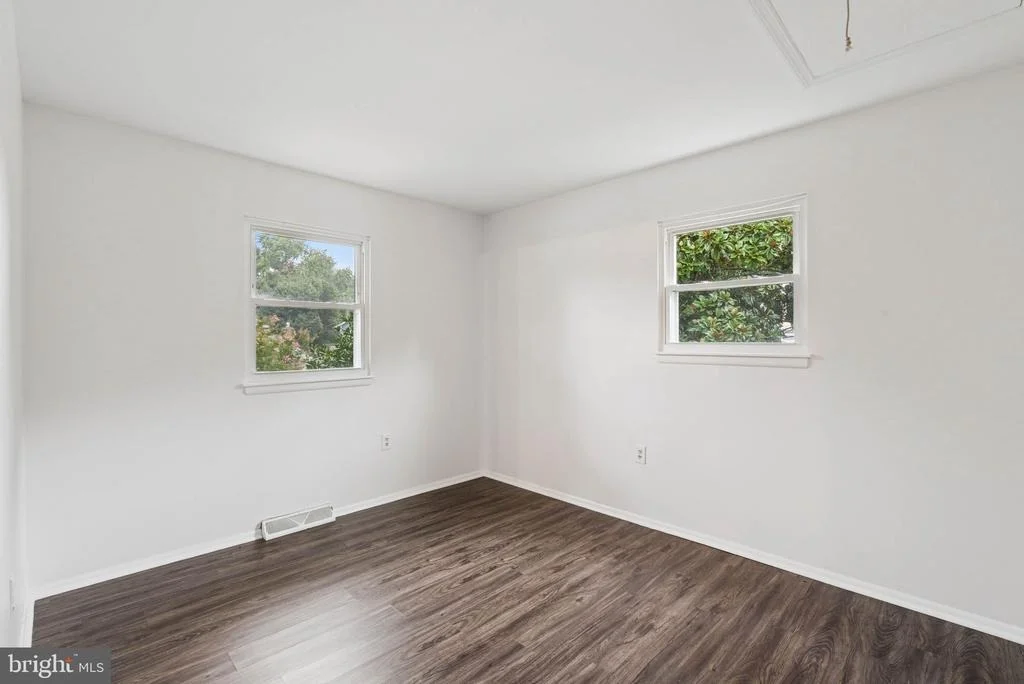 Photo of 3917 LONGLEY ROAD