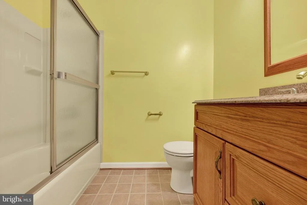 Photo of 1420 MOONSHADOW ROAD