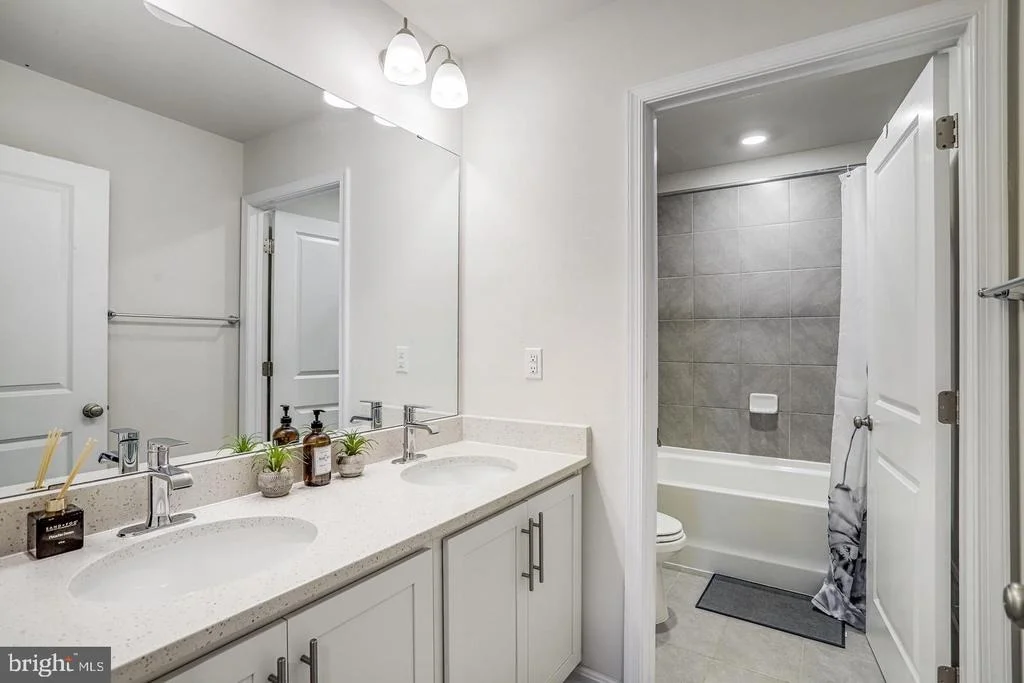 Photo of 504 CARROLL WALK AVE