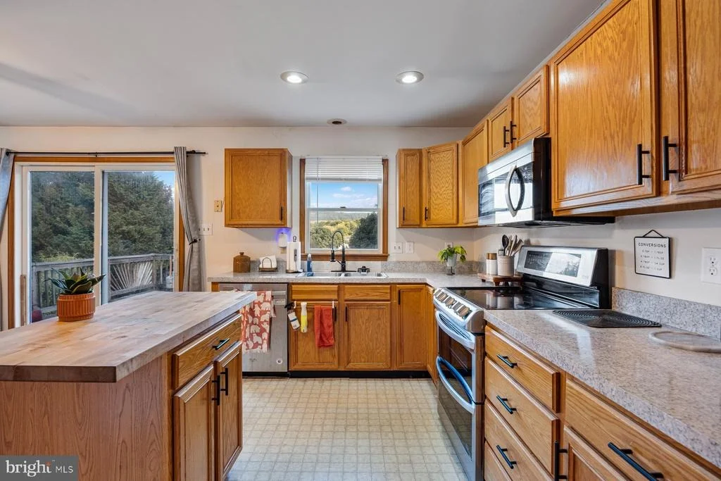 Photo of 65 BYRON DRIVE