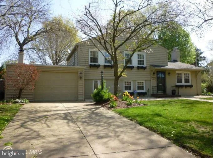 Photo of 1008 CROTON DRIVE