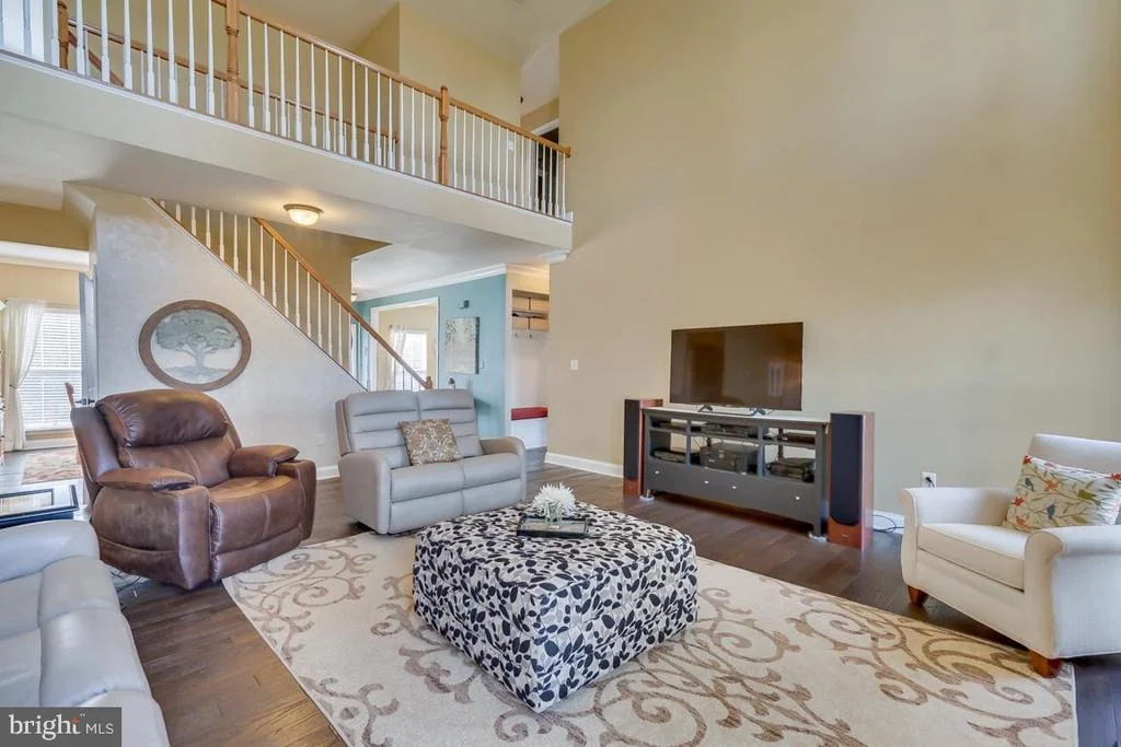 Photo of 17221 PICKWICK DRIVE