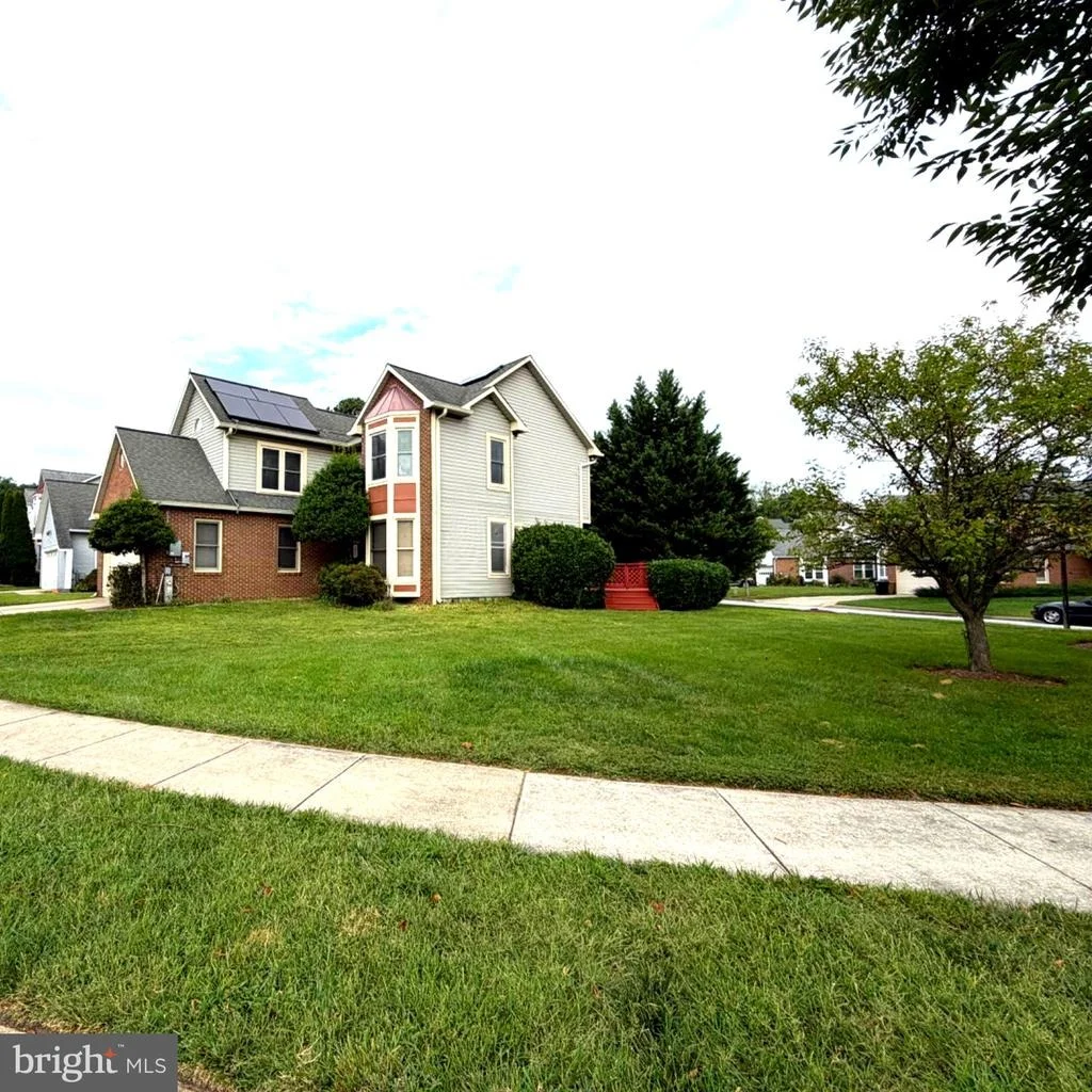Photo of 9348 CREEKVIEW DRIVE