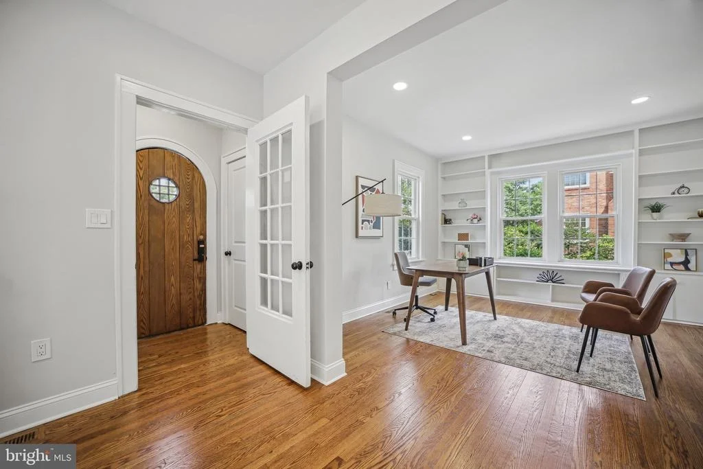 Photo of 9513 BILTMORE DRIVE