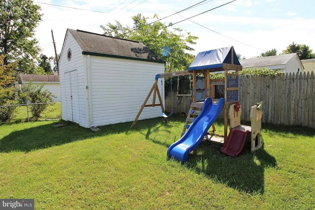 Photo of 276 PINOAK LANE