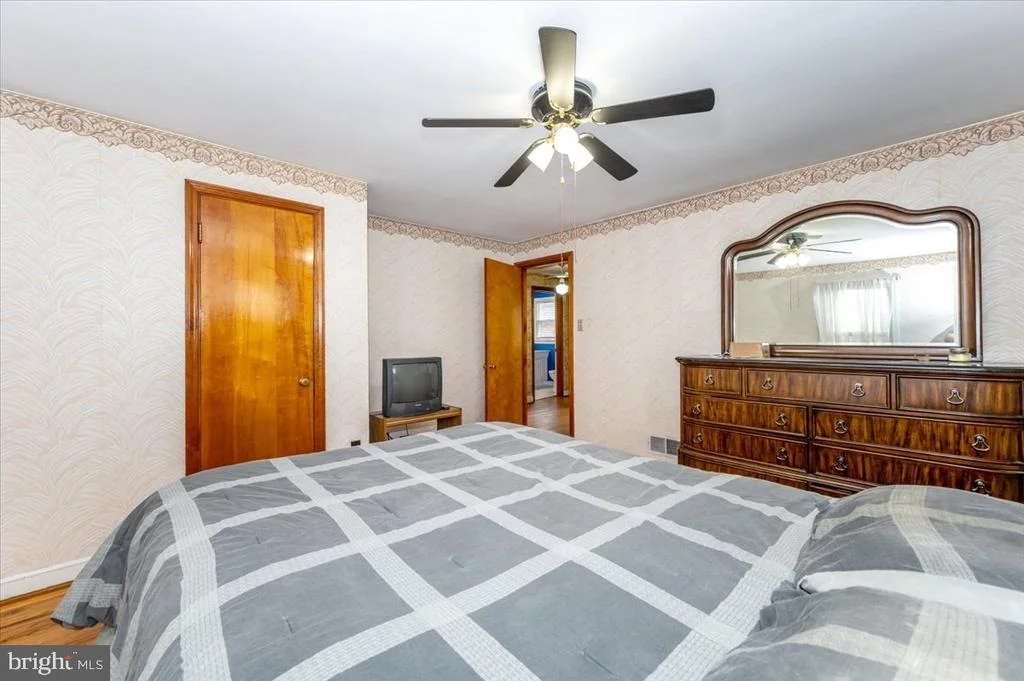 Photo of 239 DEVONSHIRE ROAD NE