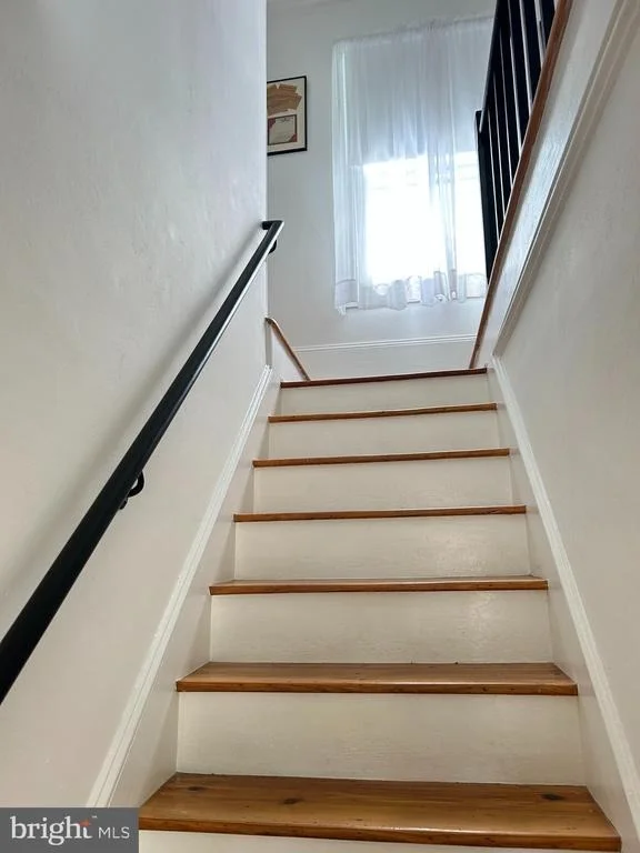 Photo of 203 WALNUT STREET
