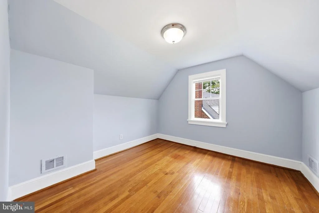 Photo of 408 CARROLL PARKWAY