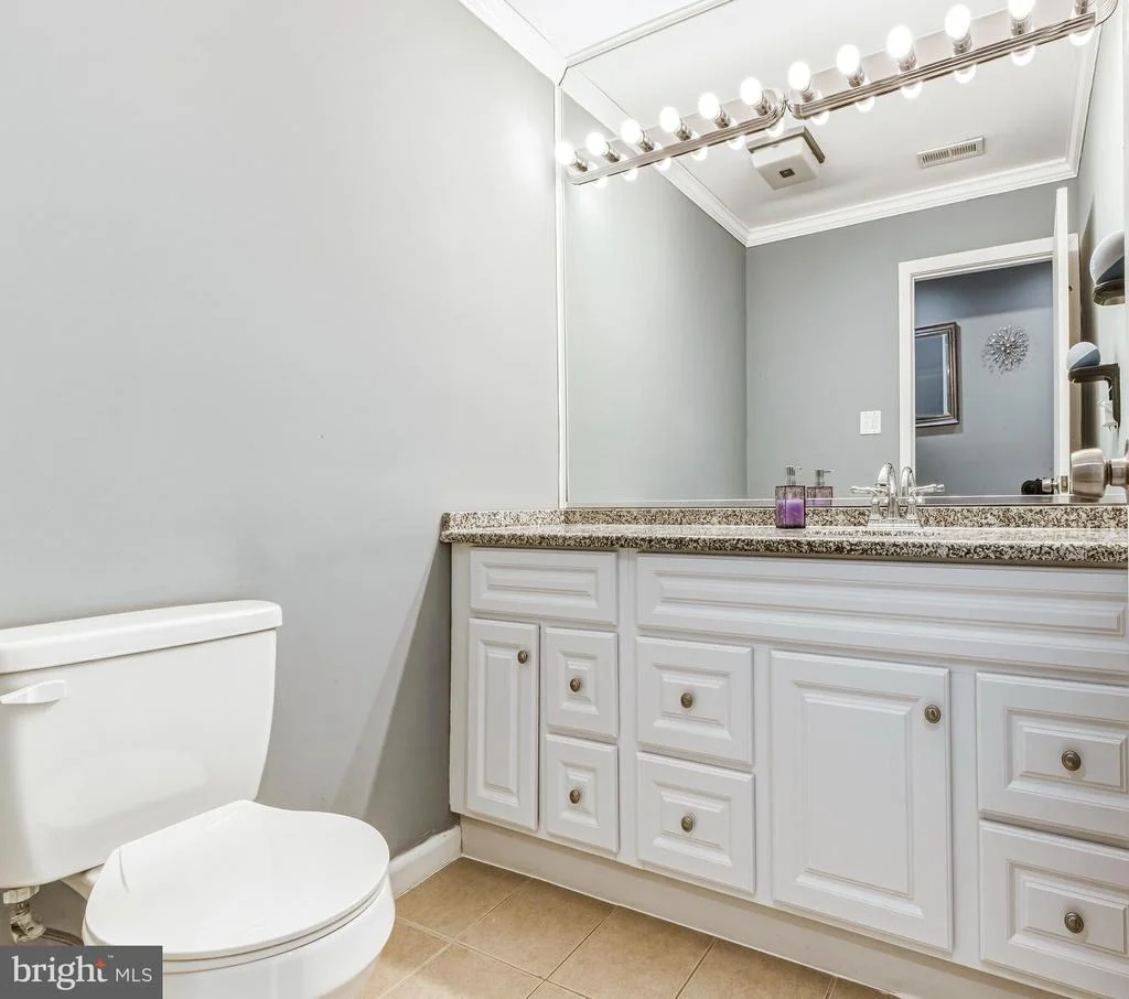 Photo of 126 CENTURA
